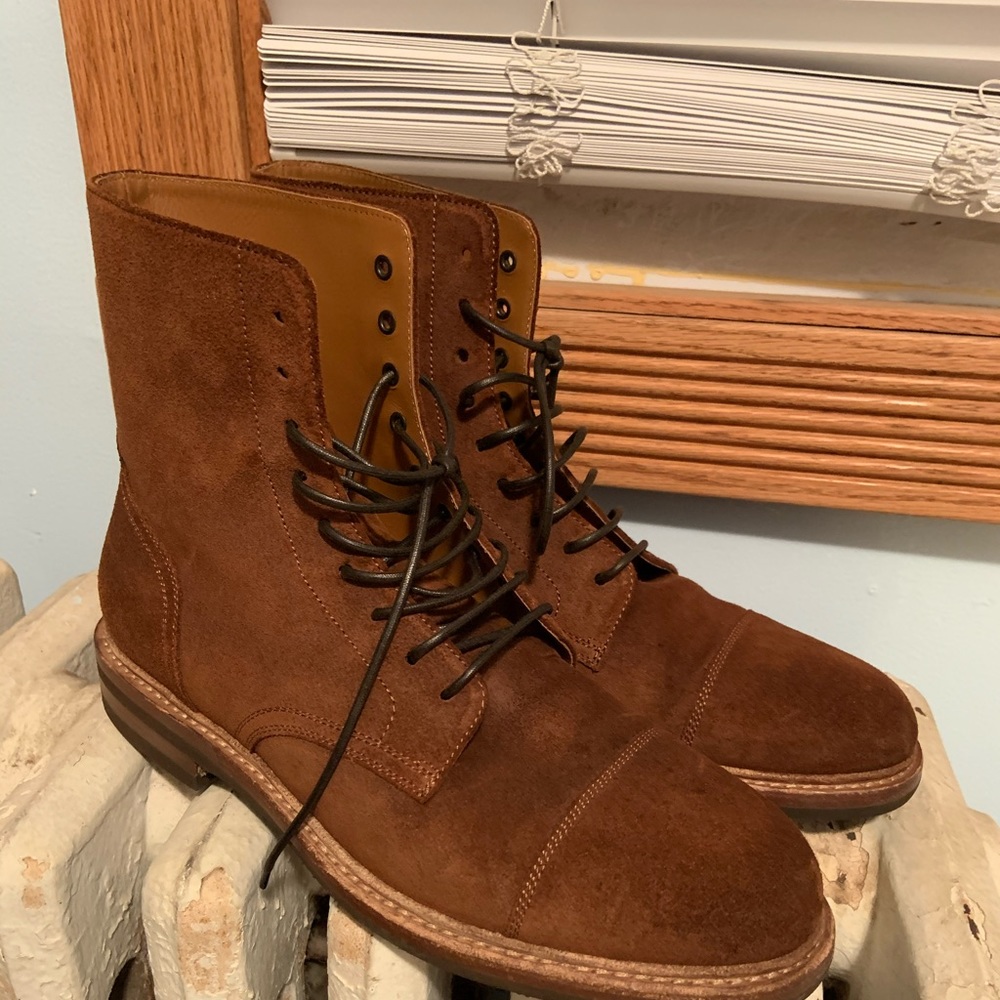 Brunello Cucinelli suede men’s boots Only worn once comes in a box with dust bag